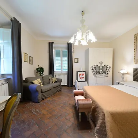 Lucchesi Guest house 3*